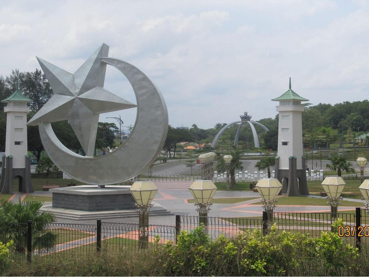 Istana Bukit Serene