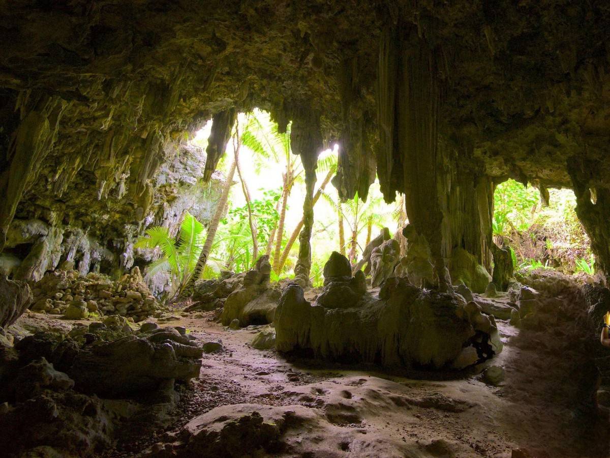 Anatakitaki Cave