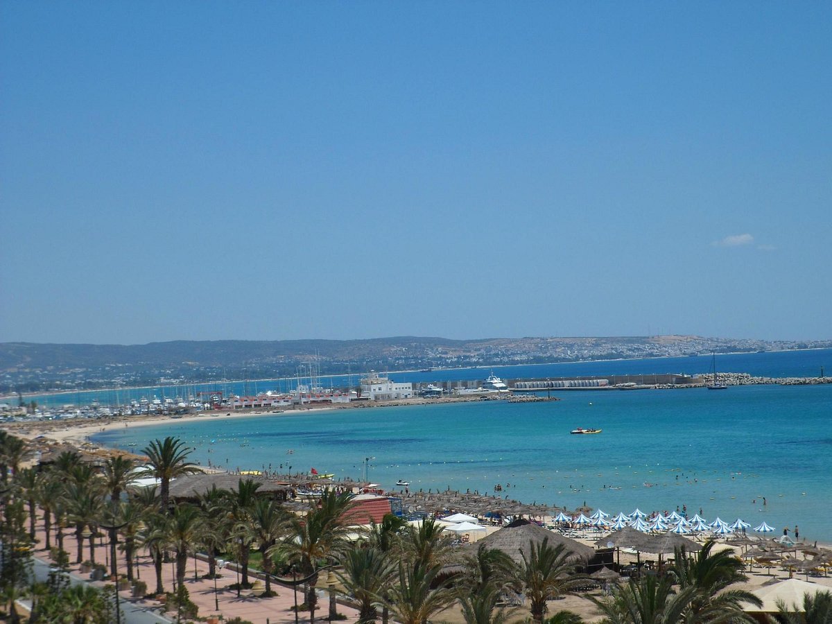 Yasmine Hammamet