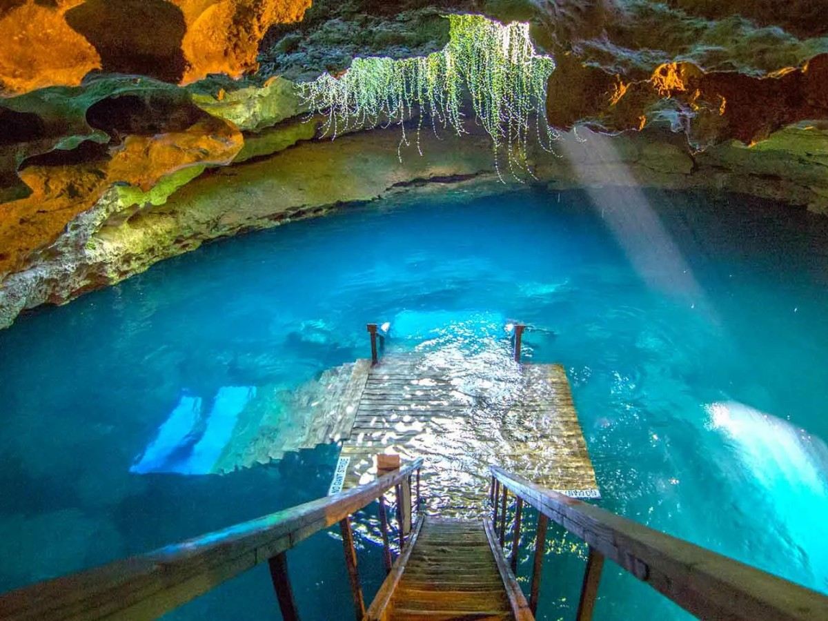 Devil's Cave