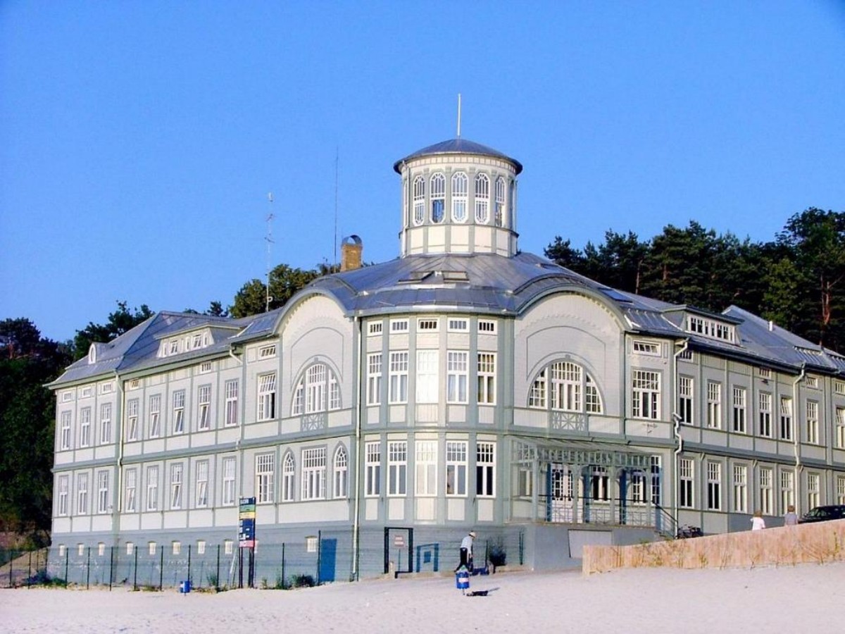 Beachfront Art Gallery