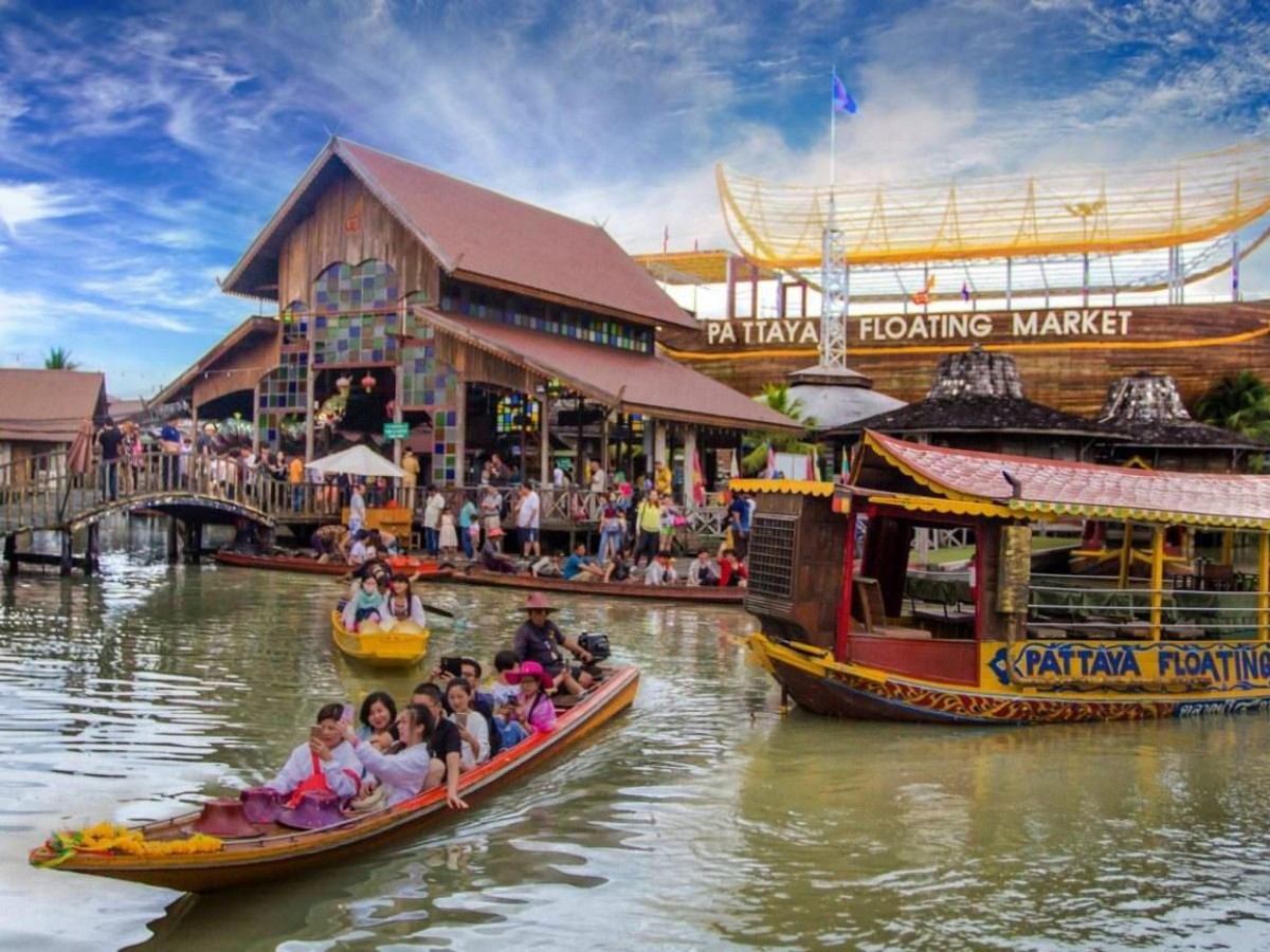 Pattaya Floating Market