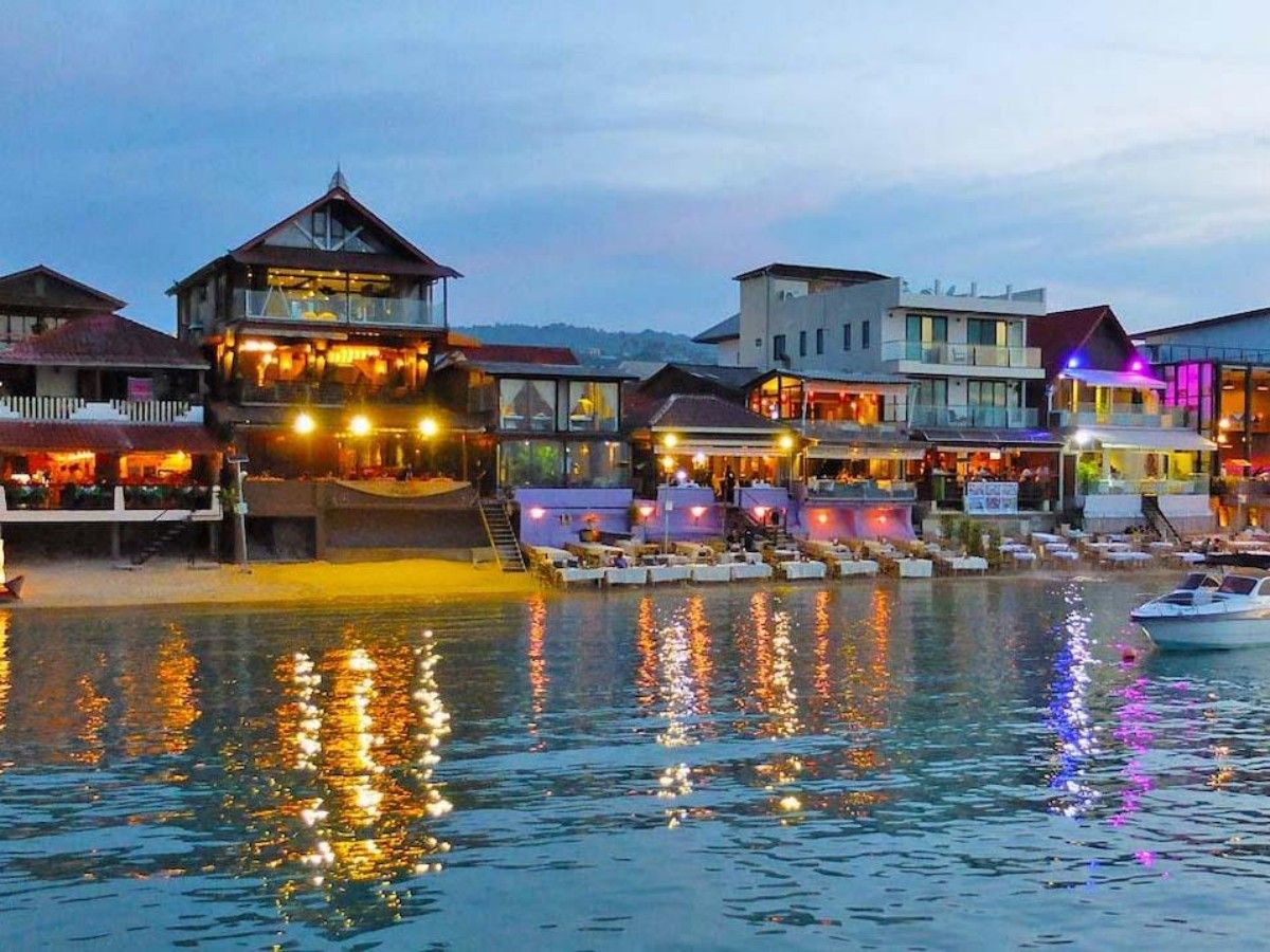 Fisherman's Village