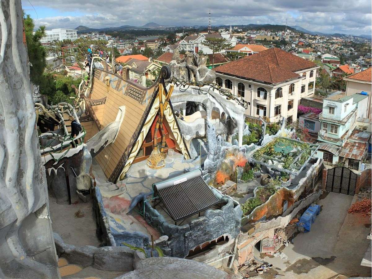 Crazy House