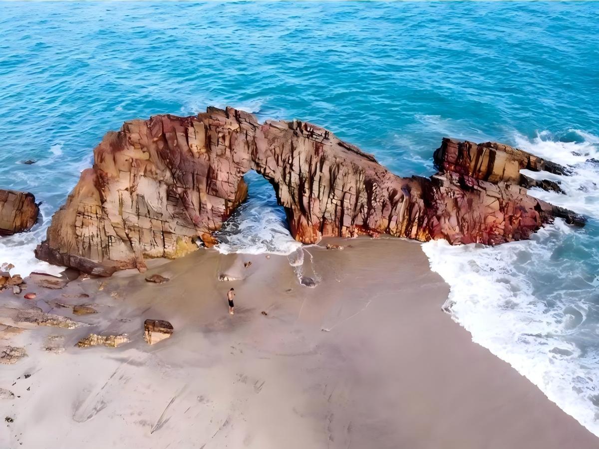 Escape the hustle and bustle and find your serenity at Jericho Ara Beach
