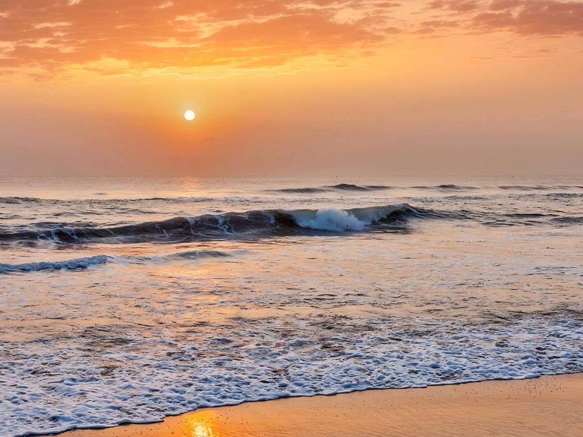 Hidden Places to Visit in Marina Beach that only locals know about