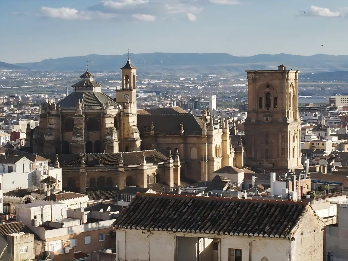 Granada Cathedral: The Splendid Saga of One of Spain's Most Beautiful Churches