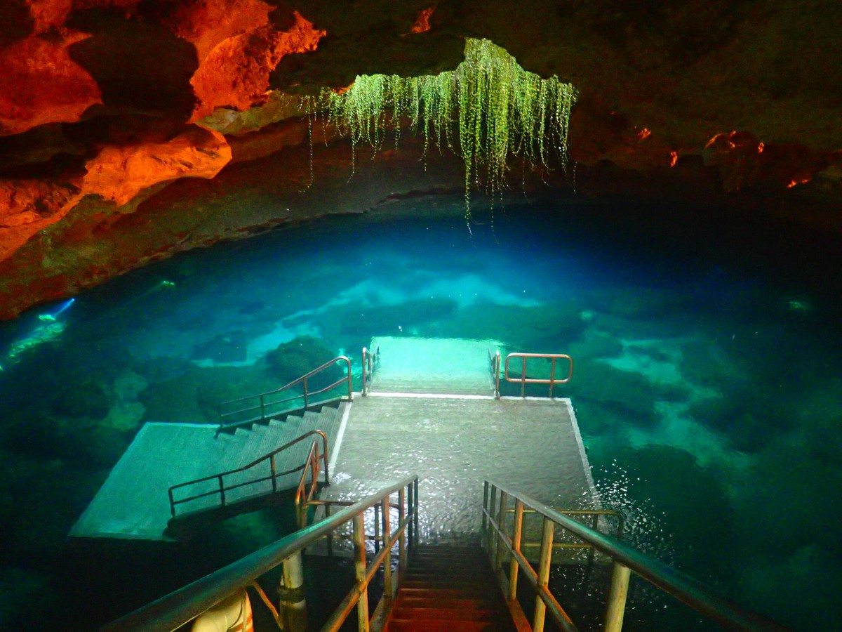 Devil's Cave must-do activities recommended: cave exploration, photography, adventure experience, play enough at one time