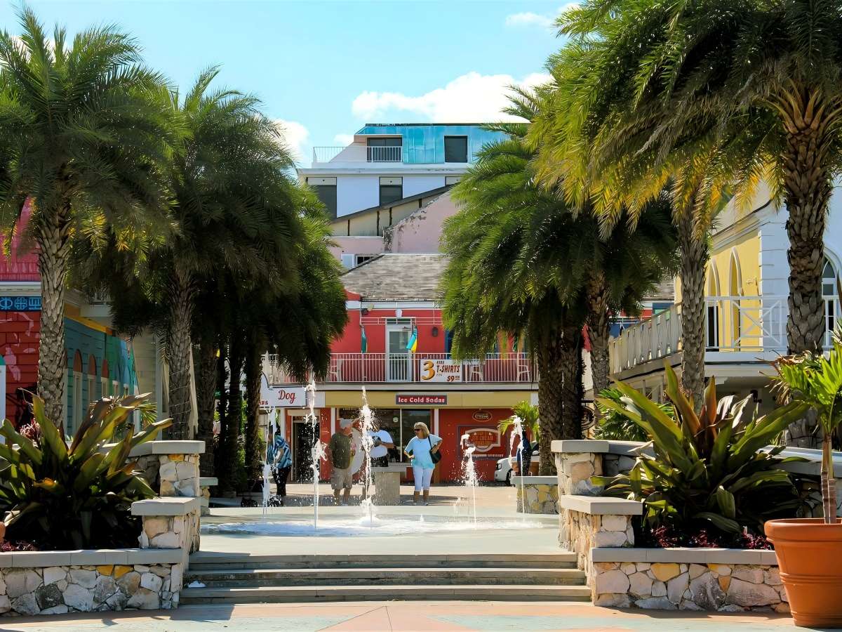Nassau Old Town Culinary Tour: Authentic Bahamian Flavors Not to be Missed