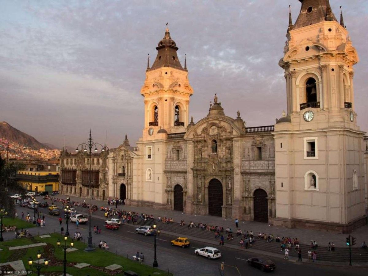 Lima Cathedral: A Historical and Architectural Treasure