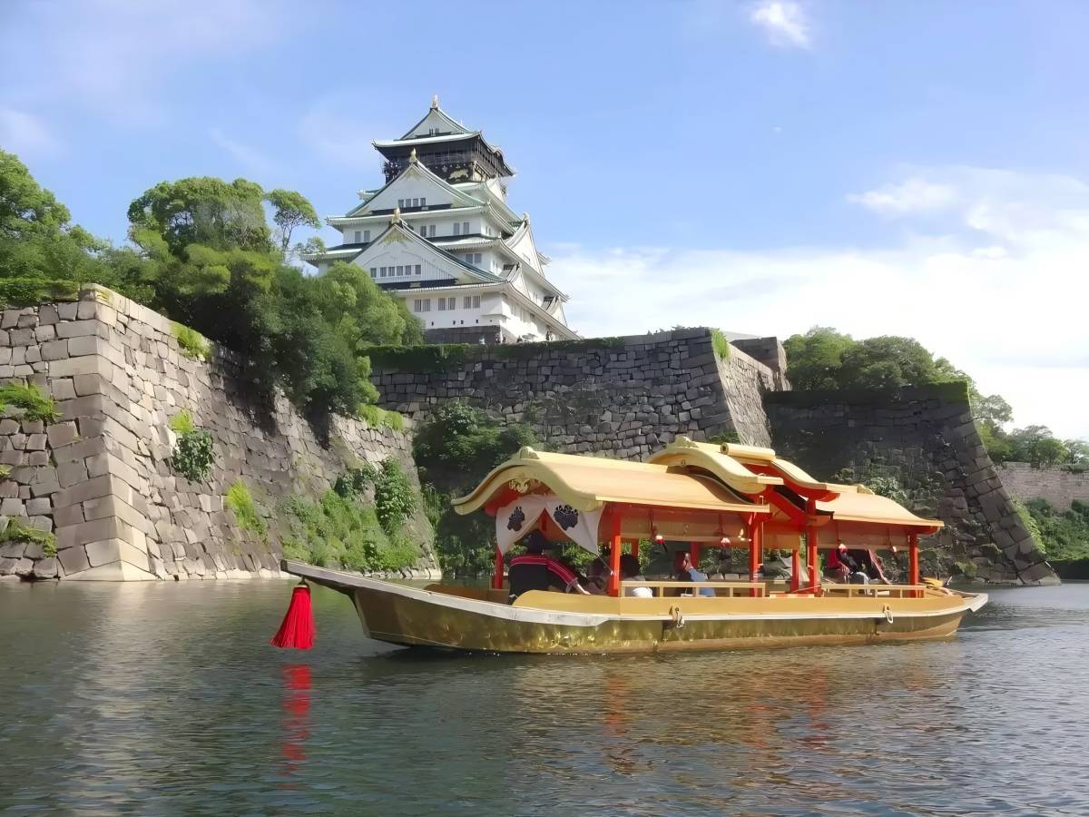 The four seasons of Osaka Castle!