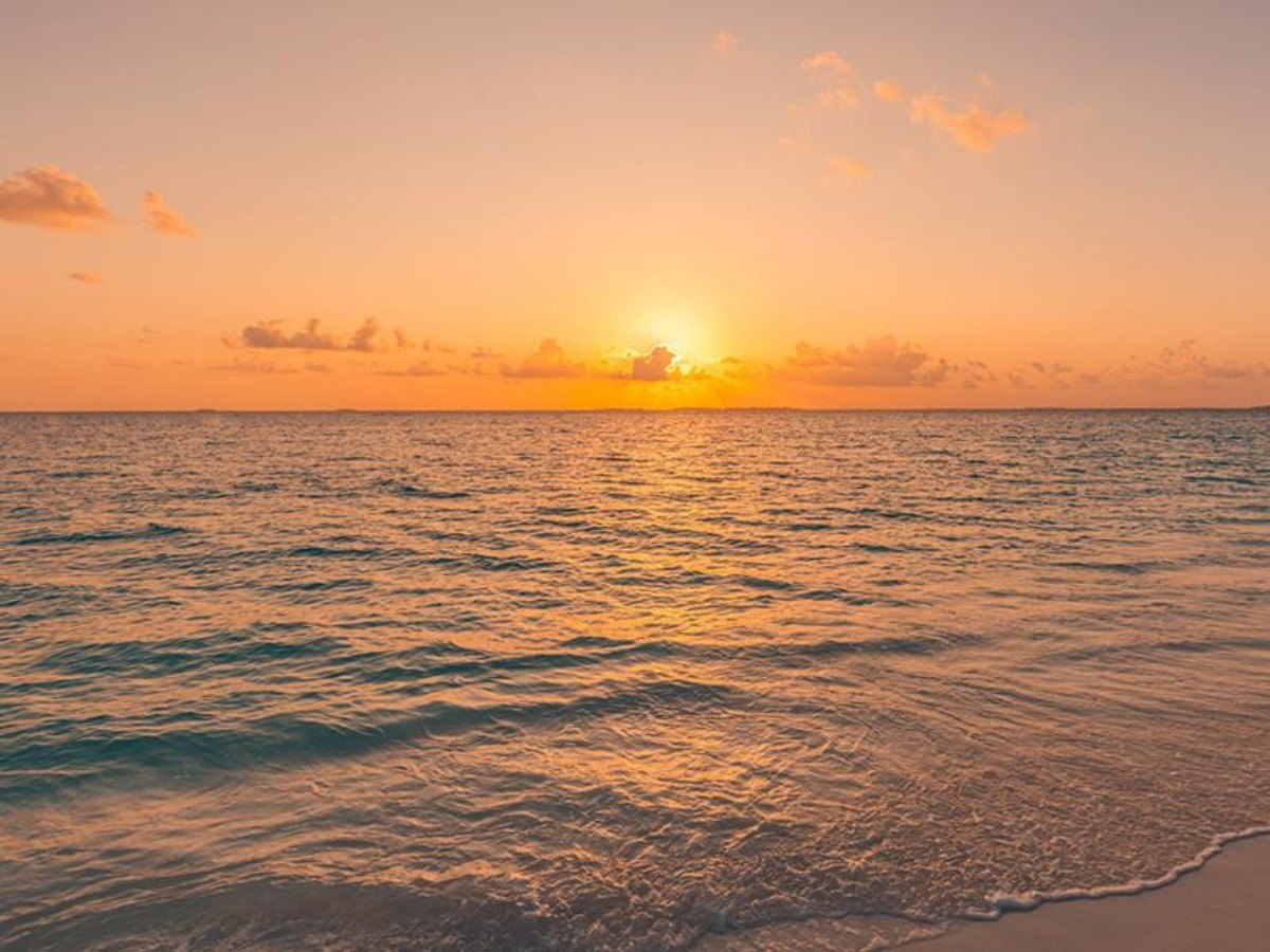 First time to Rakahanga? Take you to see the most magnificent sunrise and sunset