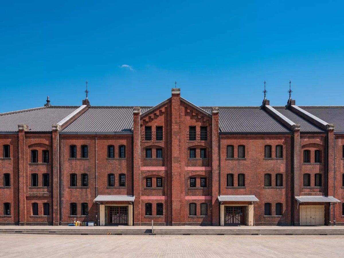 Check in at the Yokohama Red Brick Warehouse!