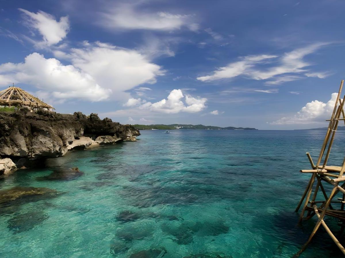 Make Crystal Island Your Ideal Island Vacation Spot