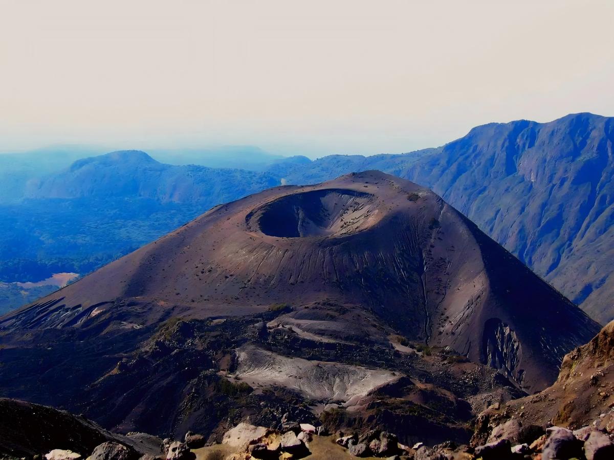 How to get the best value out of Mount Meru in 4 days and 3 nights?