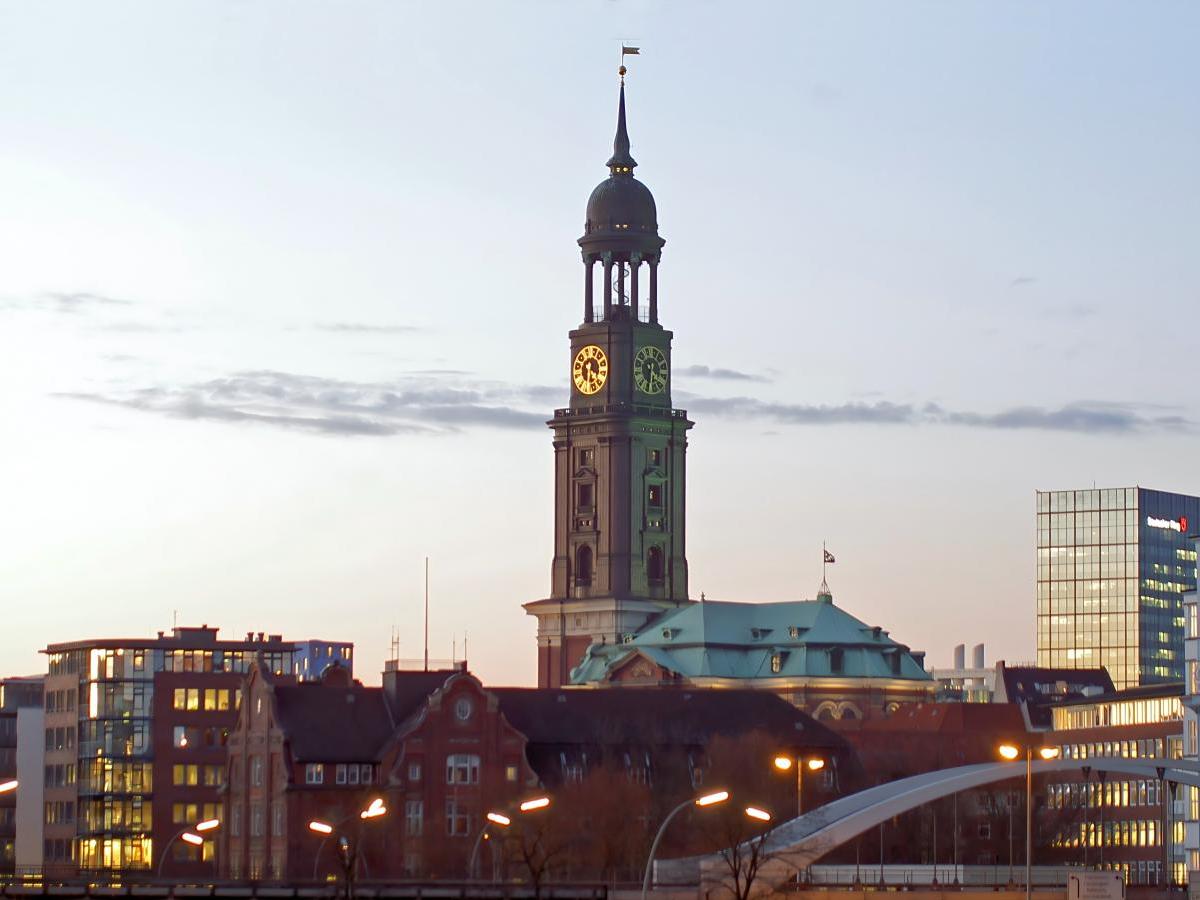 Visit St. Michaeliskirche