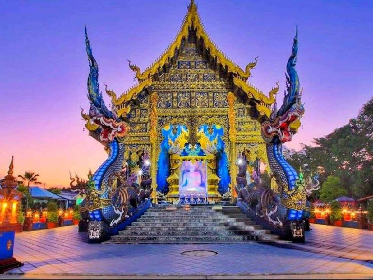 5 Things to Know Before Visiting the Blue Temple