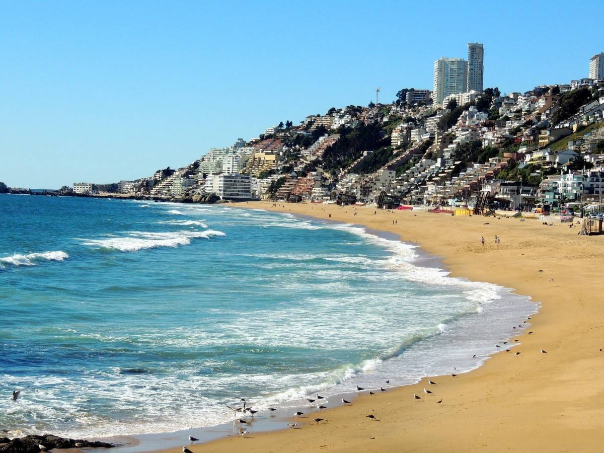 The first time you go to Playa Renaca, you will really regret not reading this!