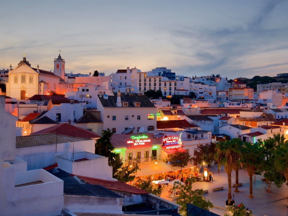Taste the authentic local cuisine of Albufeira Old Town
