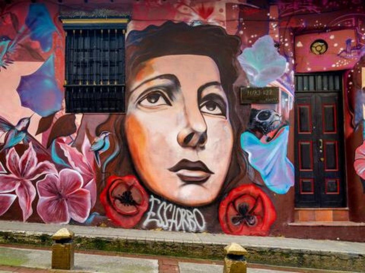 One step, one painting, one legend: La Candelaria is a walking palace of painted art