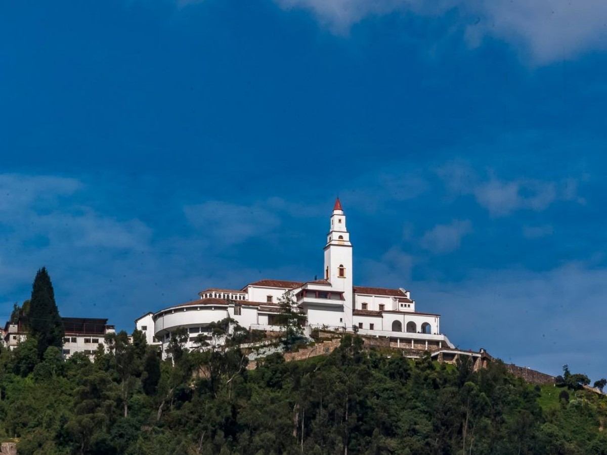 A pilgrim's paradise, a traveler's dream: Monserrate is a place to remember every step of the way!