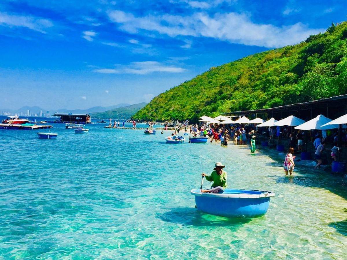 A visit to Nha Trang is a wasted visit without a visit to the beach