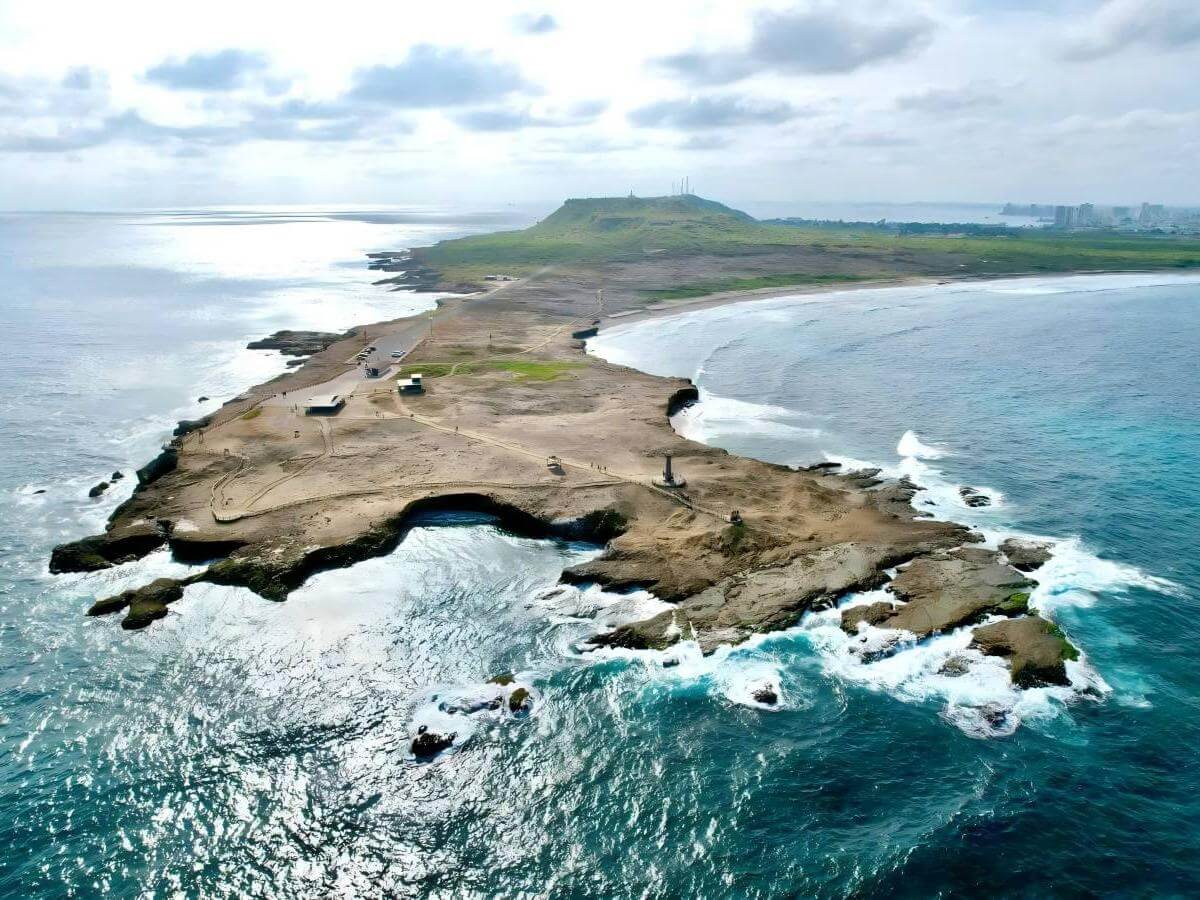 Best Seasons to Visit and Things to Do in La Peninsula de Santa Elena