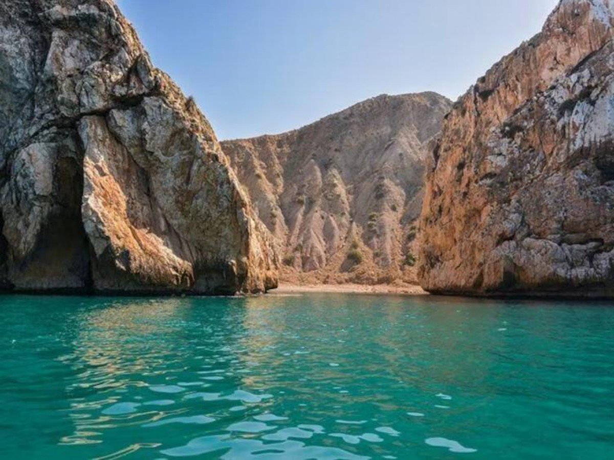 Group tour or free travel? How to arrange your Paradise Valley itinerary with the best value for money?
