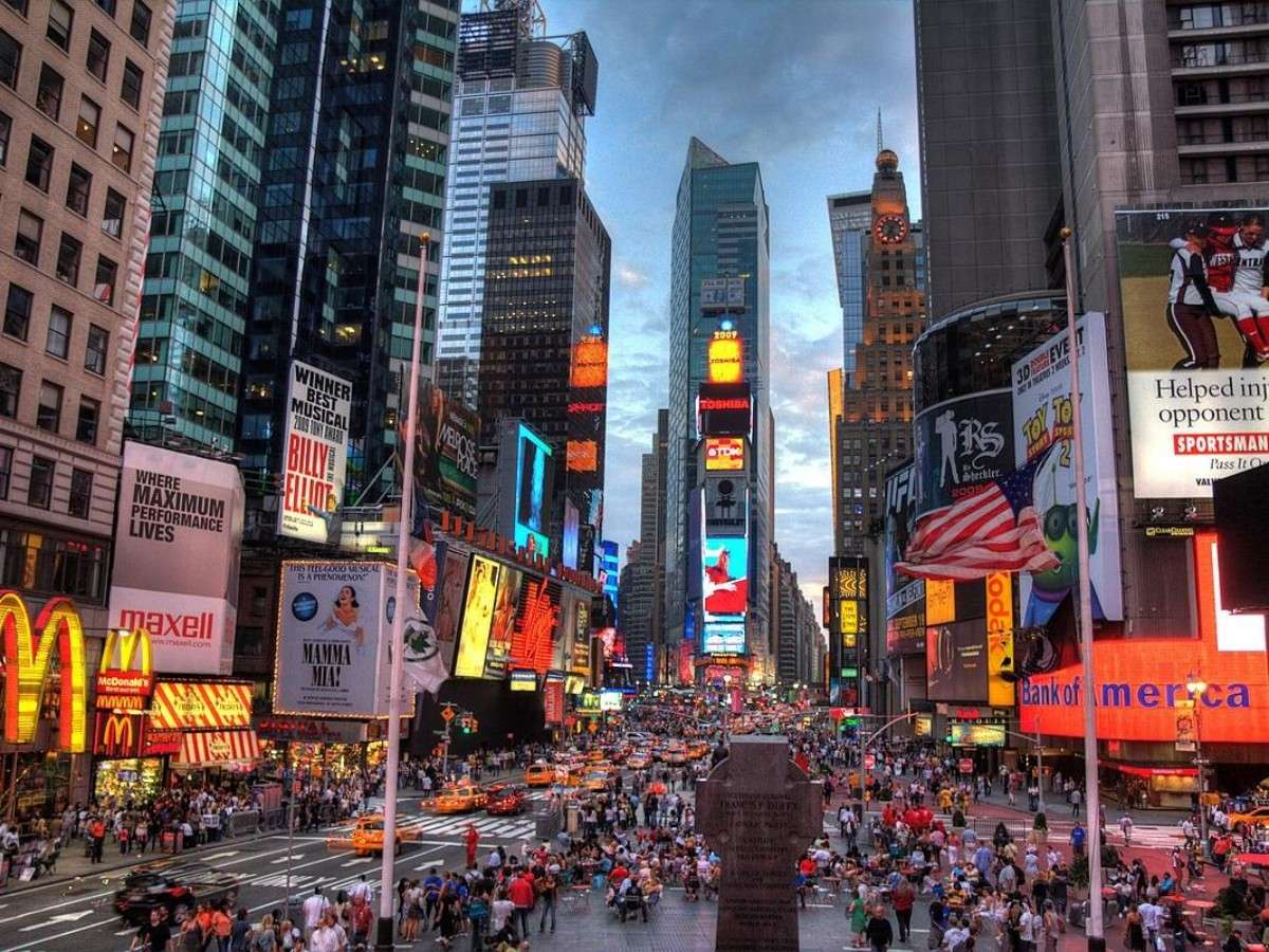 Times Square: New York's Brightest Landmarks