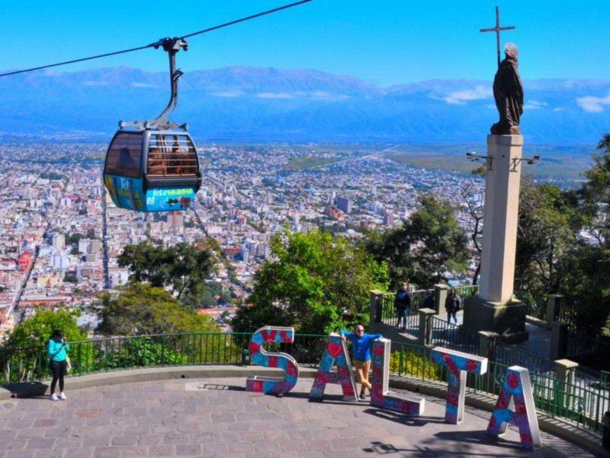 San Bernardo Cable Car Ticket Grabbing/Avoiding Pitfalls/Photography Guide: 3 Ways to Buy Tickets + Hidden Cameras