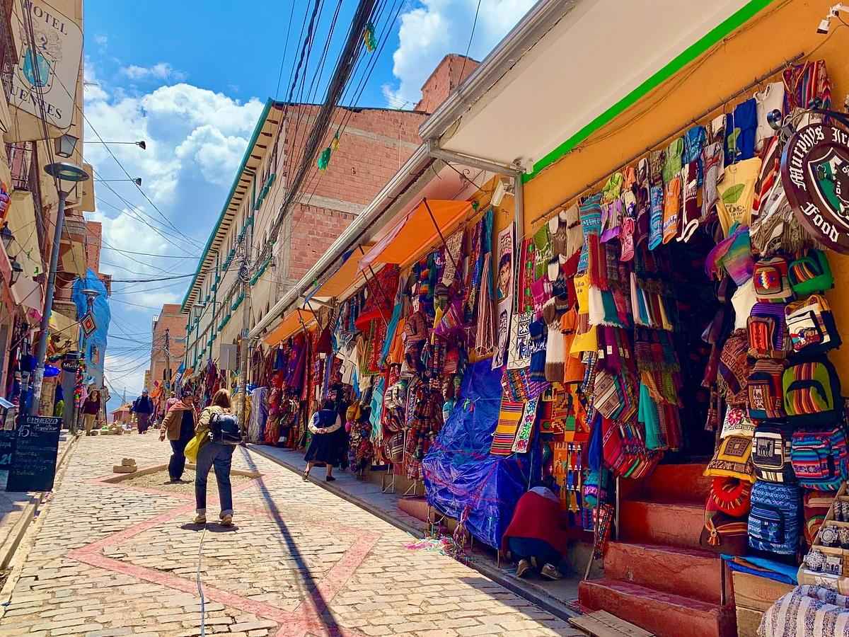 Into the Mysterious World of Mercado de las Brujas