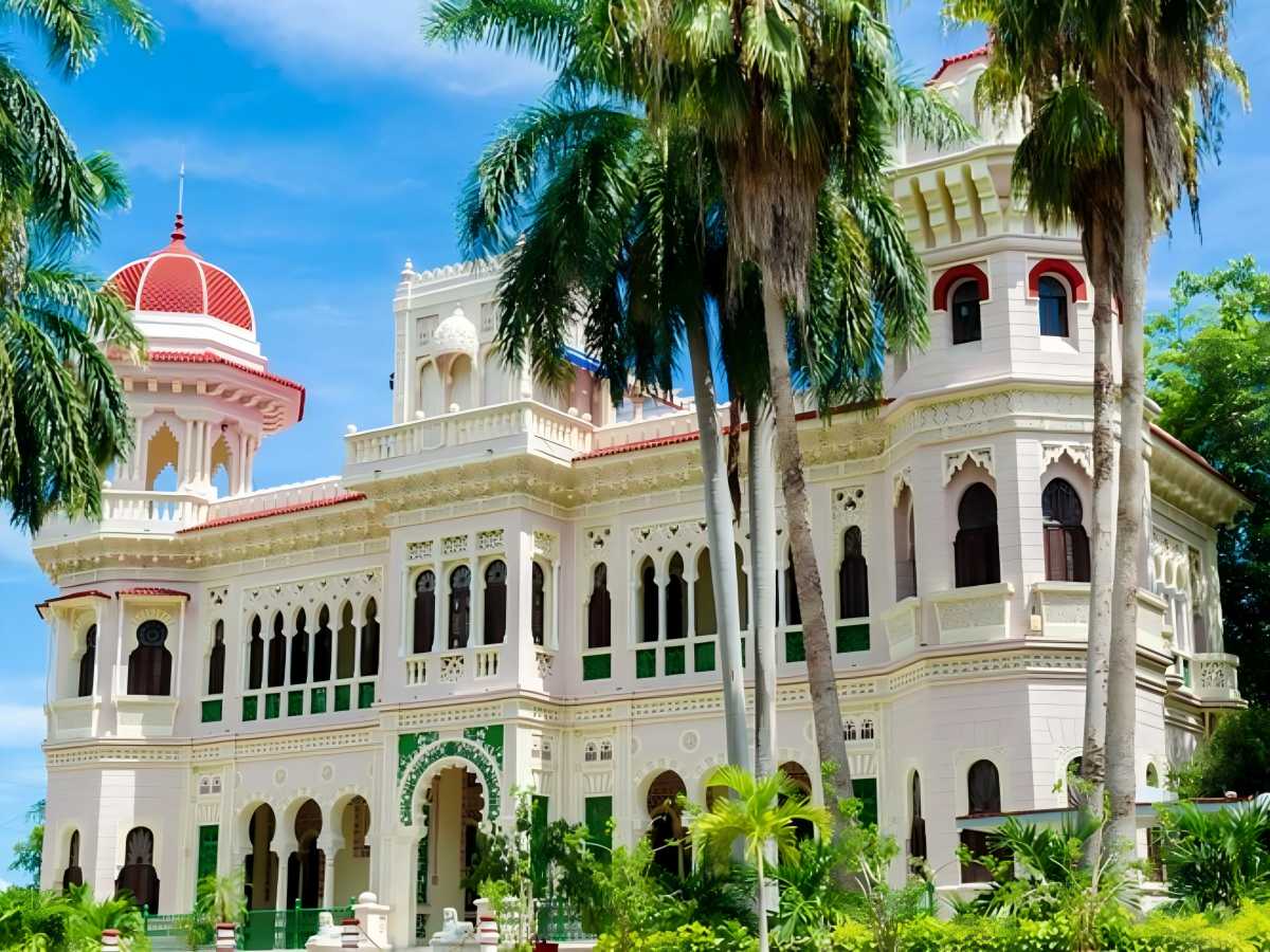Why Palacio de Valle is a must-see for couples