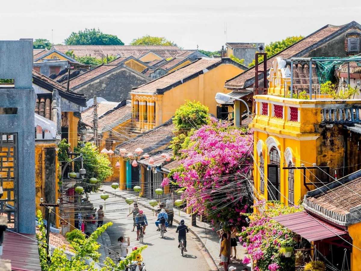 The best way to explore Hoi An Ancient Town!