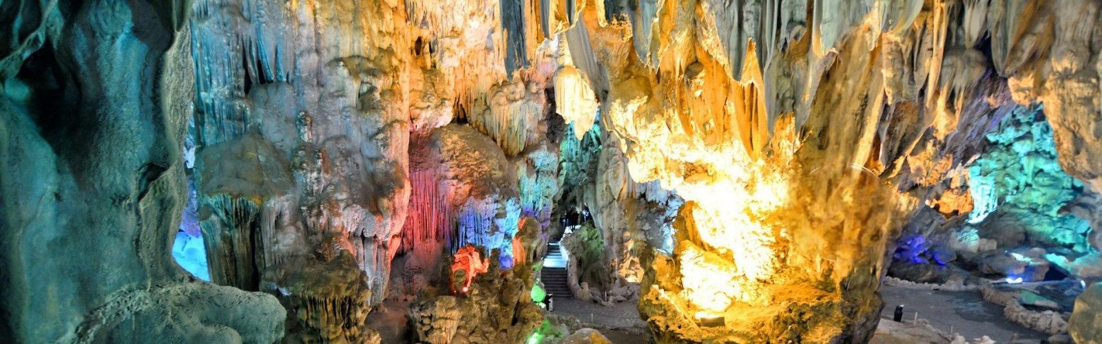 Thien Cung Cave