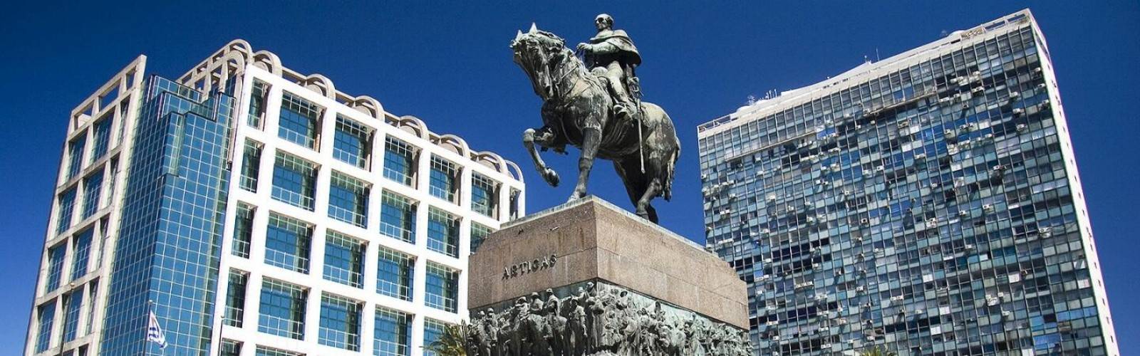 Montevideo-Independence Square
