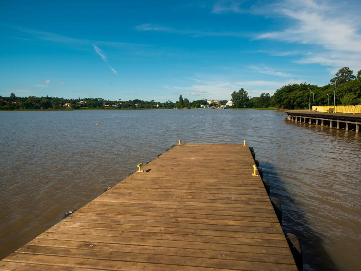 First sight: a dream lake in the middle of the city