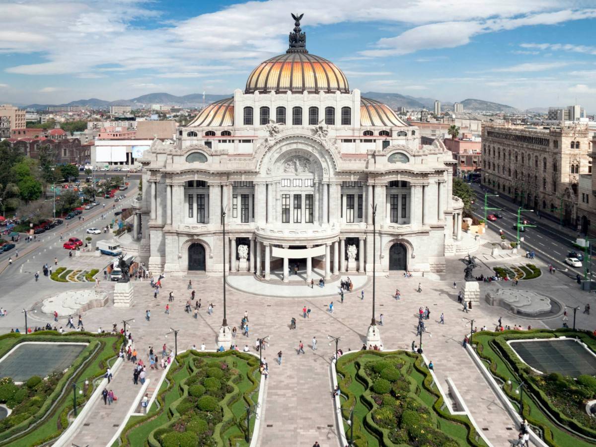 Market atmosphere: the fusion of culture and food