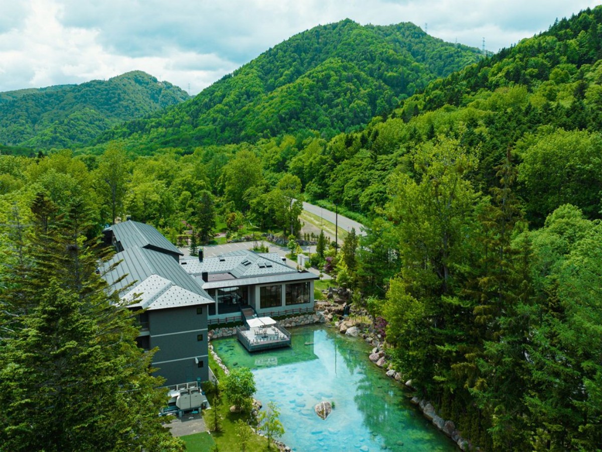 The origin of hot springs - a long history of 130 years