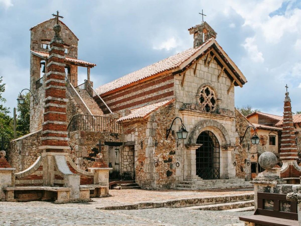 St. Stanislaus Church: A fusion of romance and faith