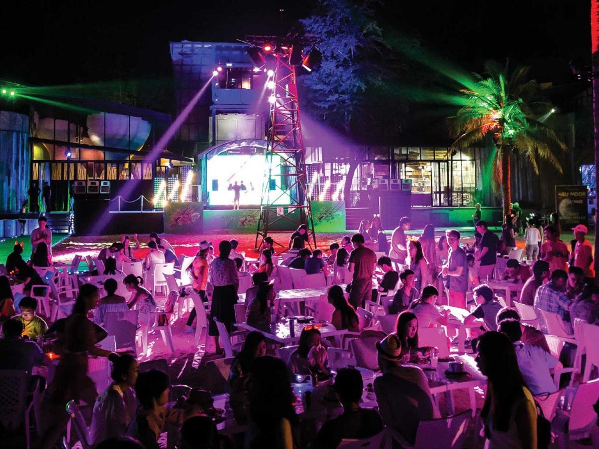 Paradise Beach at Night: Music and Dance