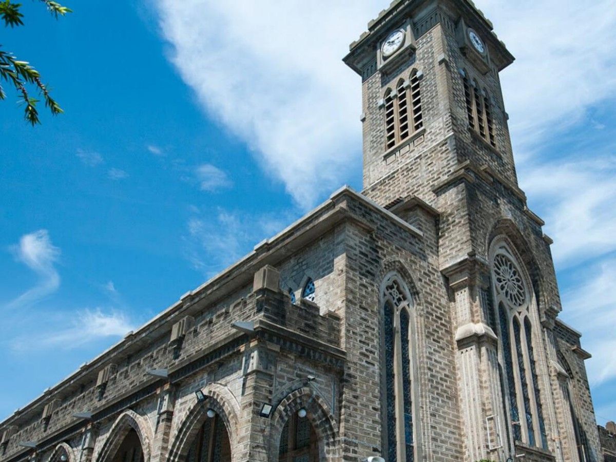 The details of the church are really good for taking time to appreciate