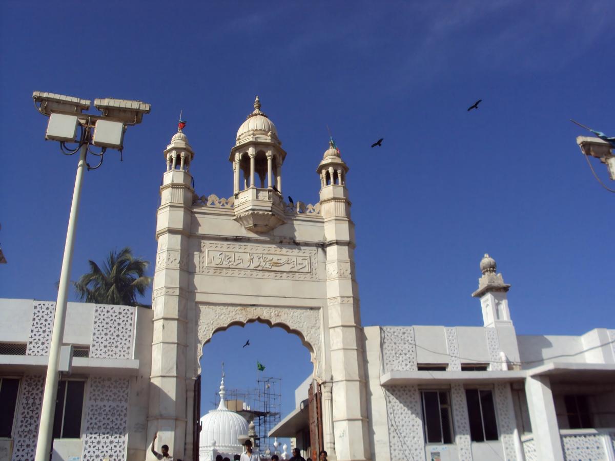 Best Time to Visit and Ambiance