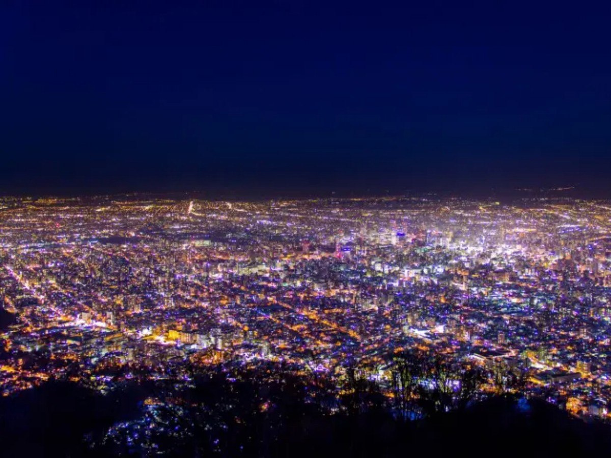 Not just night views: Mount Moiwa is beautiful in all seasons