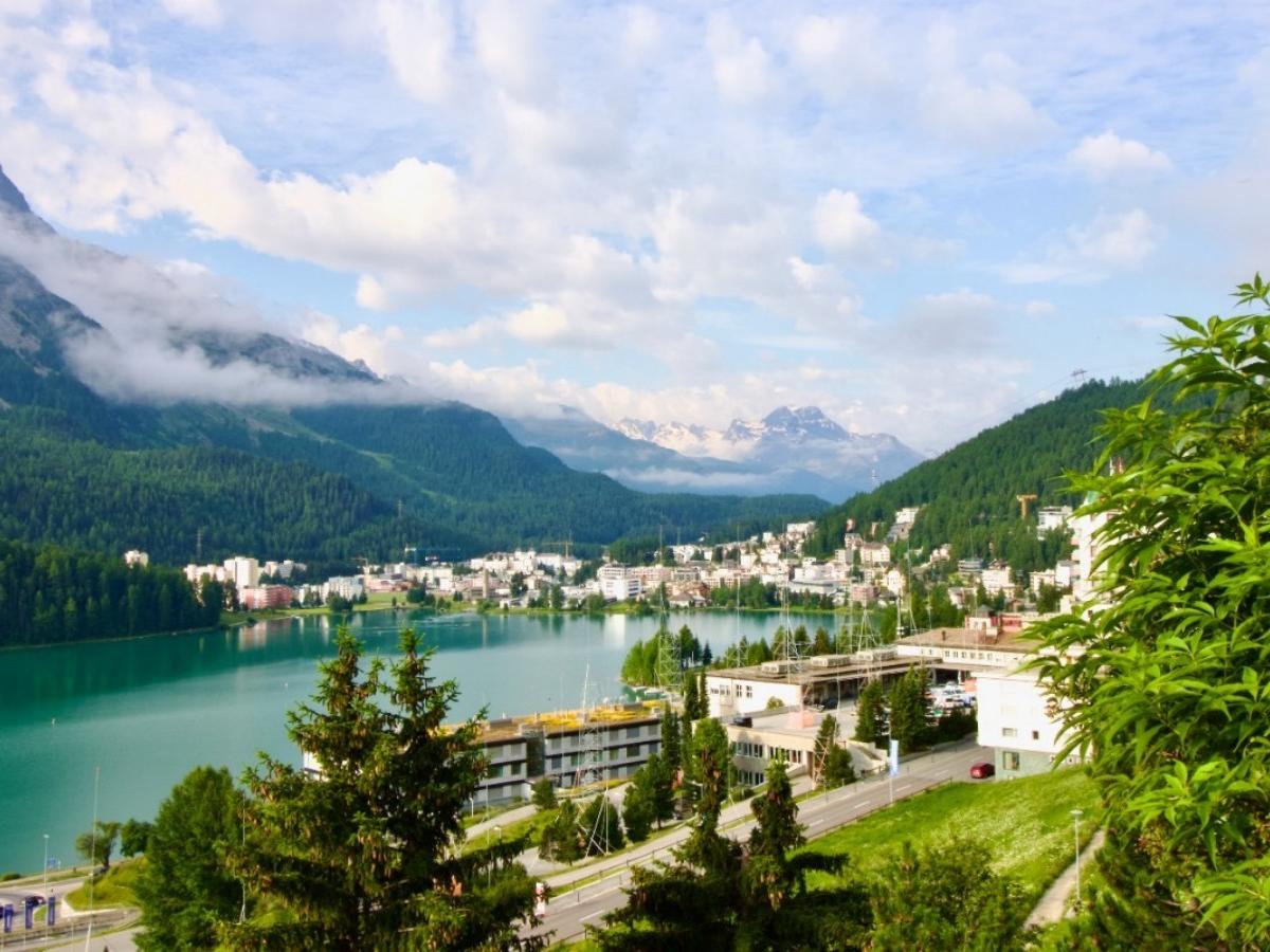 Spring: the lake and the mountains come to life