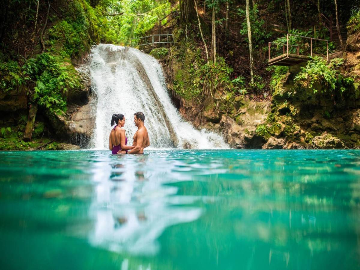 Not only waterfalls, there are more surprises waiting for you to discover!