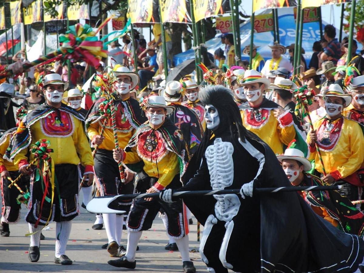 Part 1: Carnival survival rules-how to deal with "overly enthusiastic" strangers