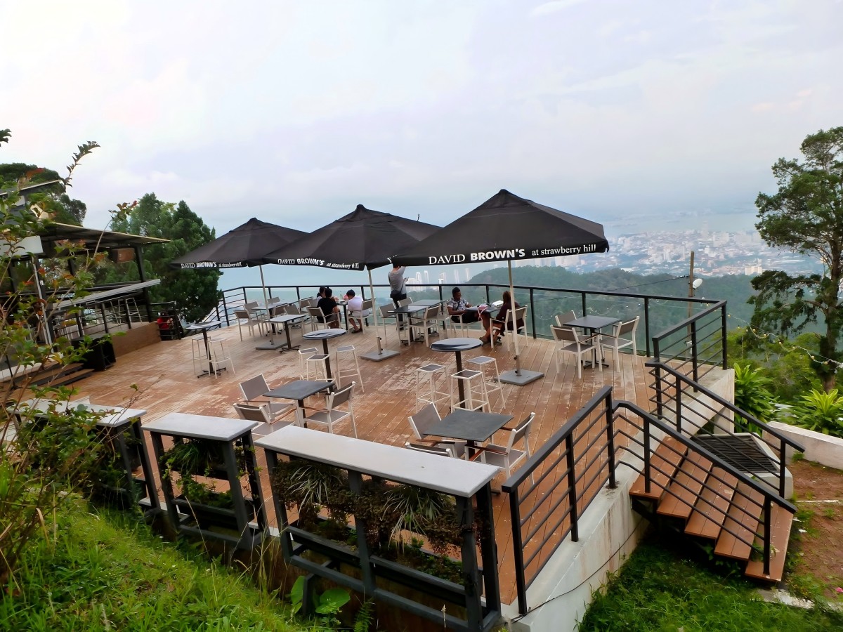 David Brown's Restaurant & Tea Terraces: Enjoy English Afternoon Tea
