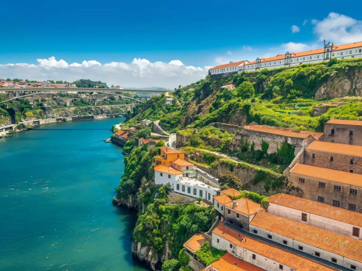 Douro River Cruise: A Double Enjoyment of Visuals and Souls