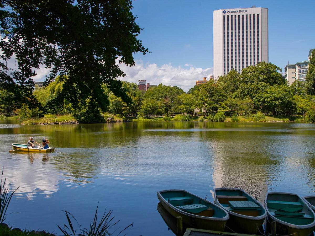 Noon: Feel the summer heartbeat of Sapporo on the water