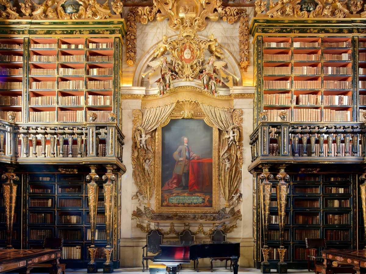 Joanina Library